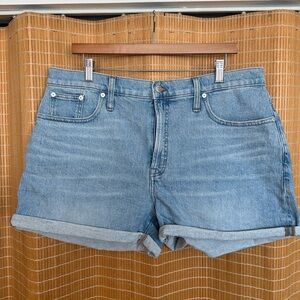 Madewell Mid-Rise Perfect Jean Short
